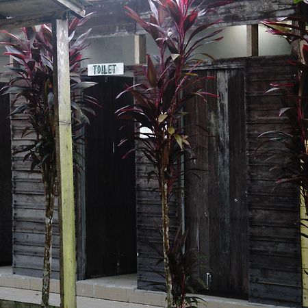 KumaiOrangutan & Restoration Camp别墅 外观 照片